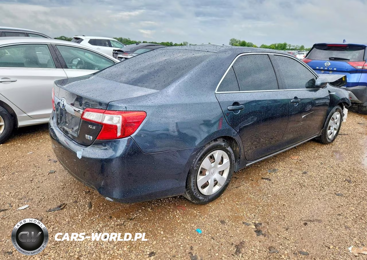 2014 Toyota Camry VIN:4T1BD1FK3EU108779 - 3