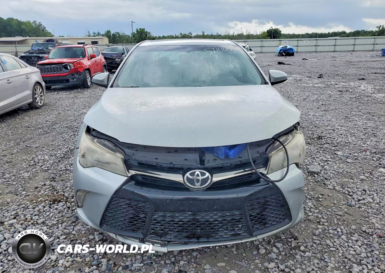 2017 Toyota Camry Xse VIN:4T1BF1FK8HU364057 - 5