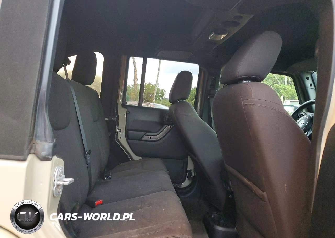 2017 Jeep Wrangler Unlimited Sport VIN:1C4BJWDG7HL629801 - 11
