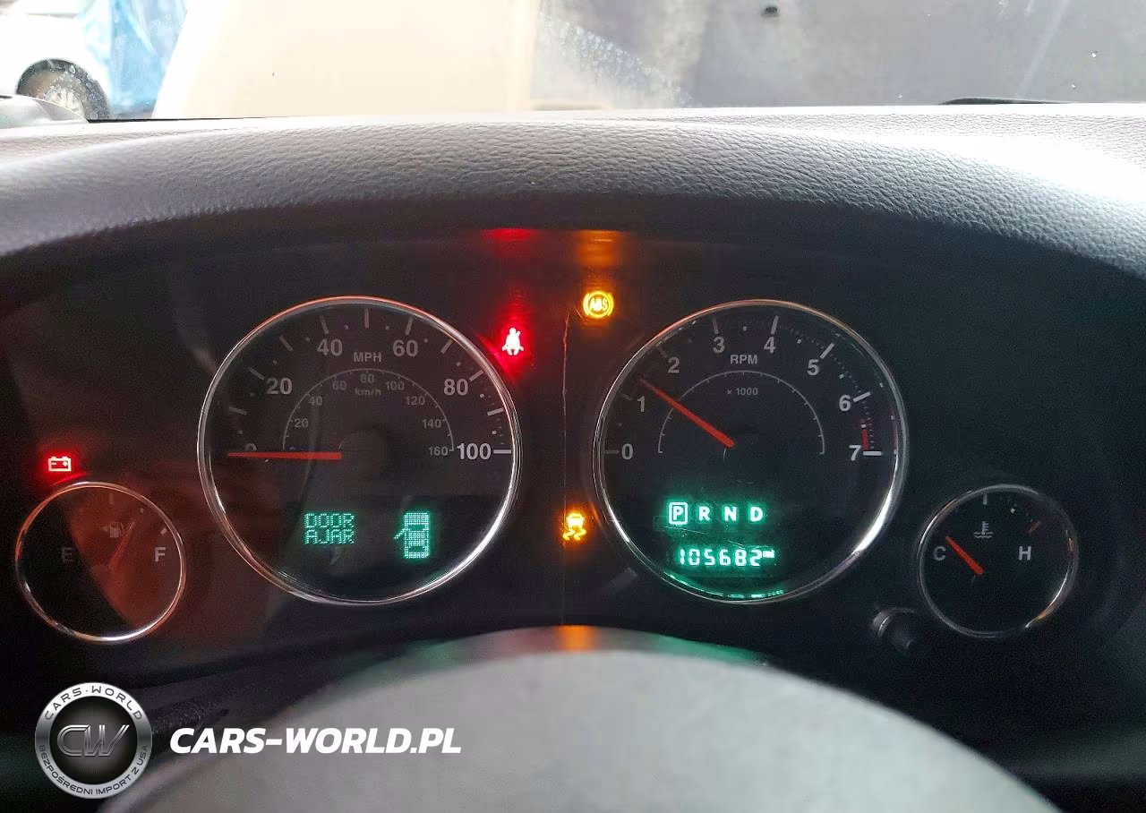 2017 Jeep Wrangler Unlimited Sport VIN:1C4BJWDG7HL629801 - 9