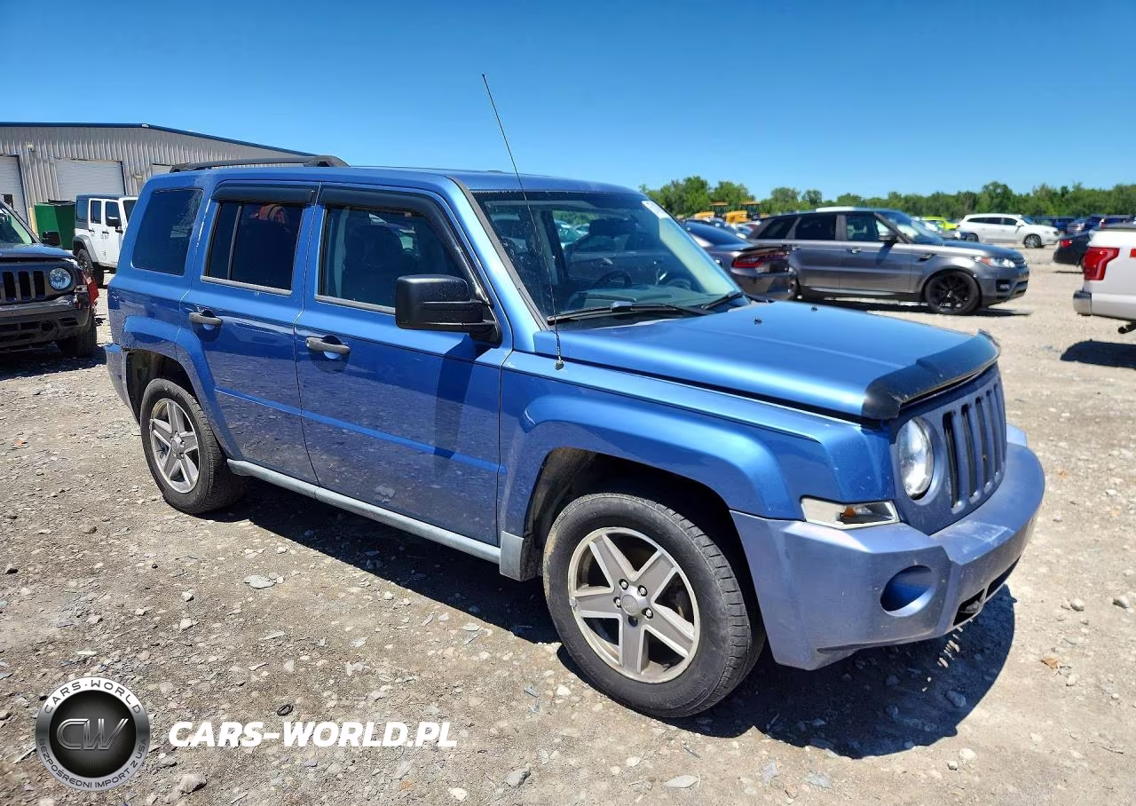 2007 Jeep Patriot Sport VIN:1J8FF28W57D170623 - 4