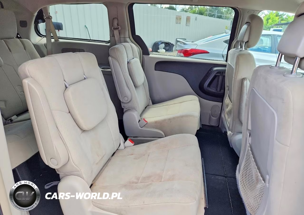 2011 Dodge Grand Caravan Crew VIN:2D4RN5DG2BR741193 - 11