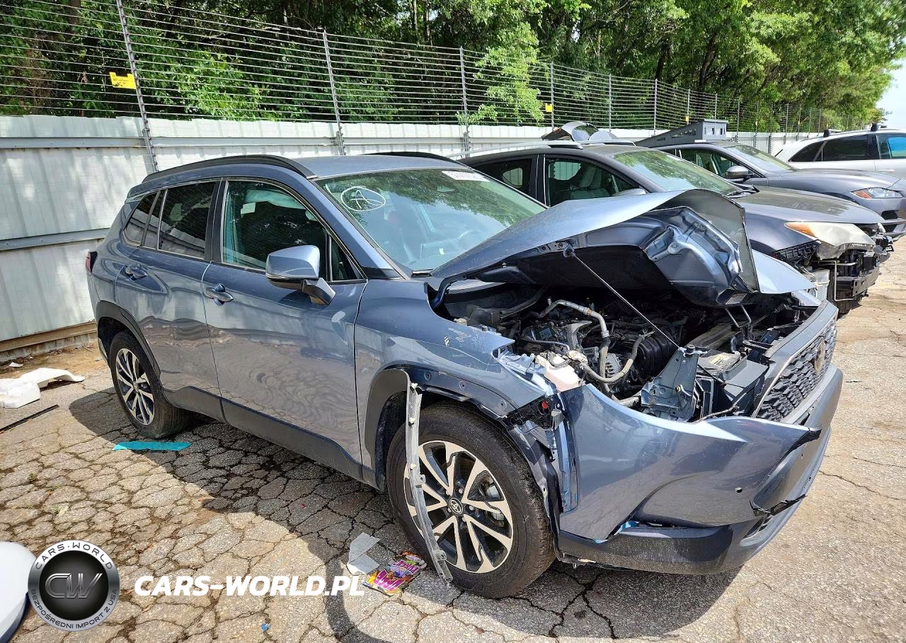 2024 Toyota Corolla Cross Xle VIN:7MUEAAAG3RV076493 - 4