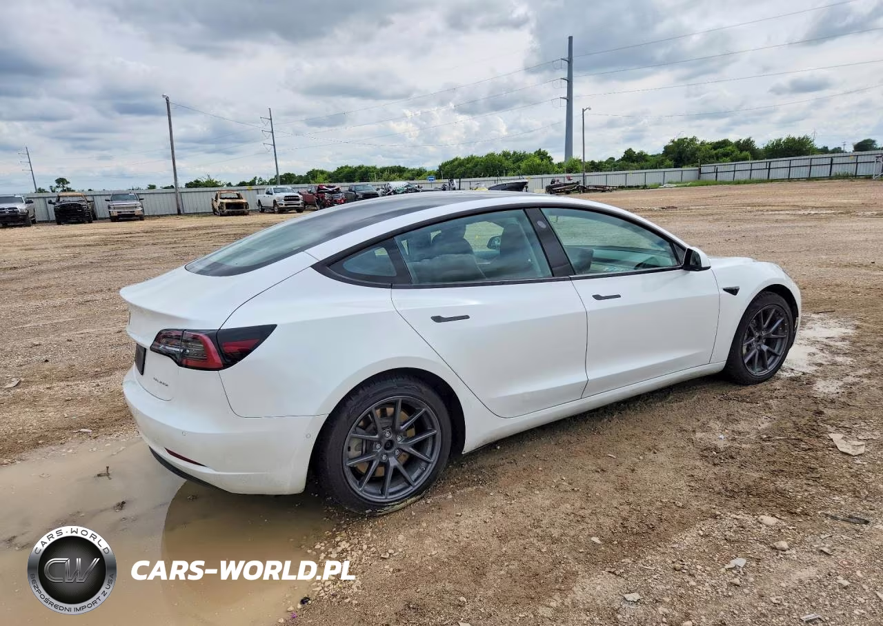 2022 Tesla Model 3 VIN:5YJ3E1EB1NF196263 - 3