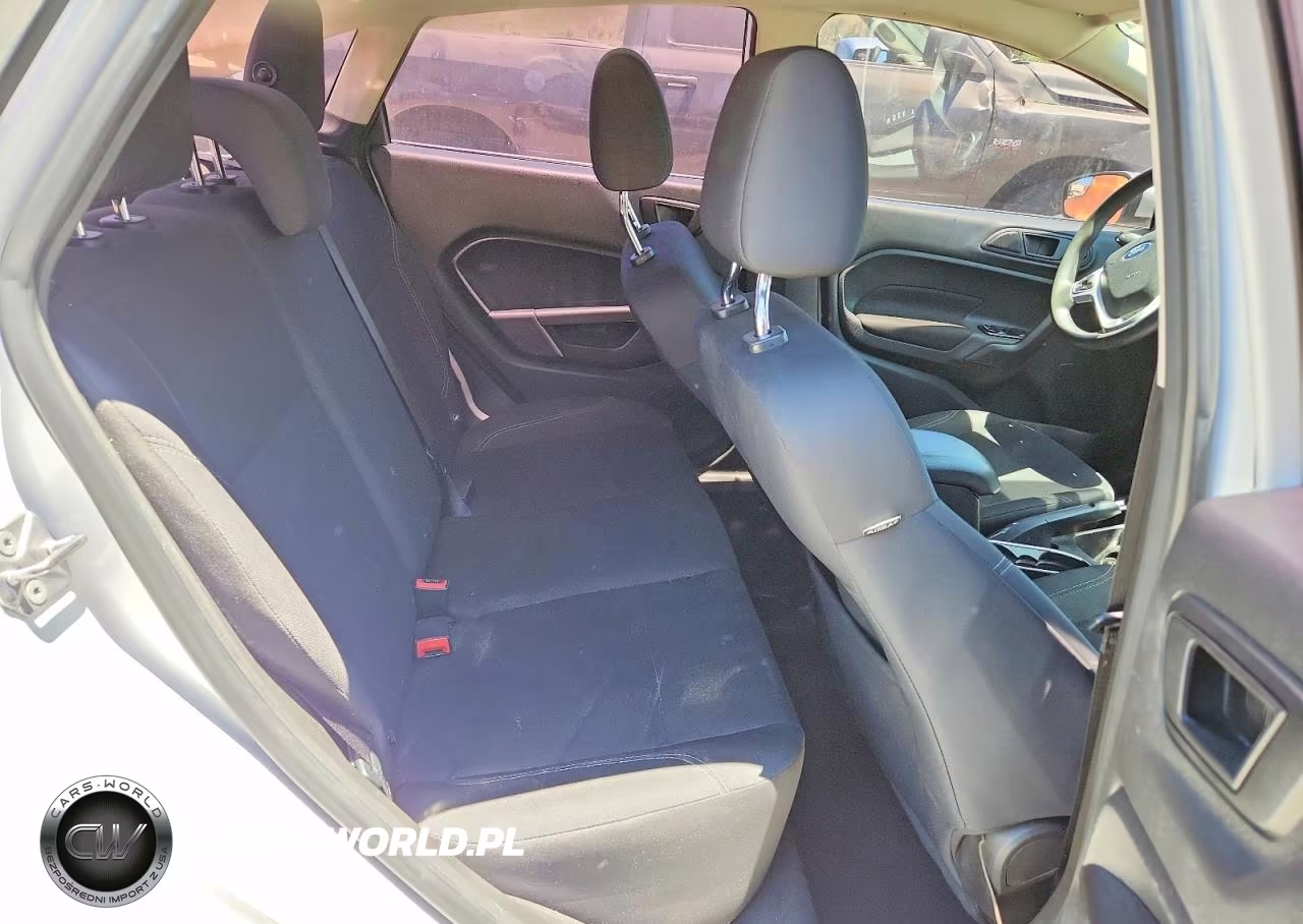 2018 Ford Fiesta Se VIN:3FADP4BJXJM147019 - 10