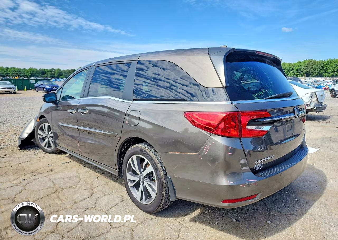 2022 Honda Odyssey Touring VIN:5FNRL6H84NB054129 - 2