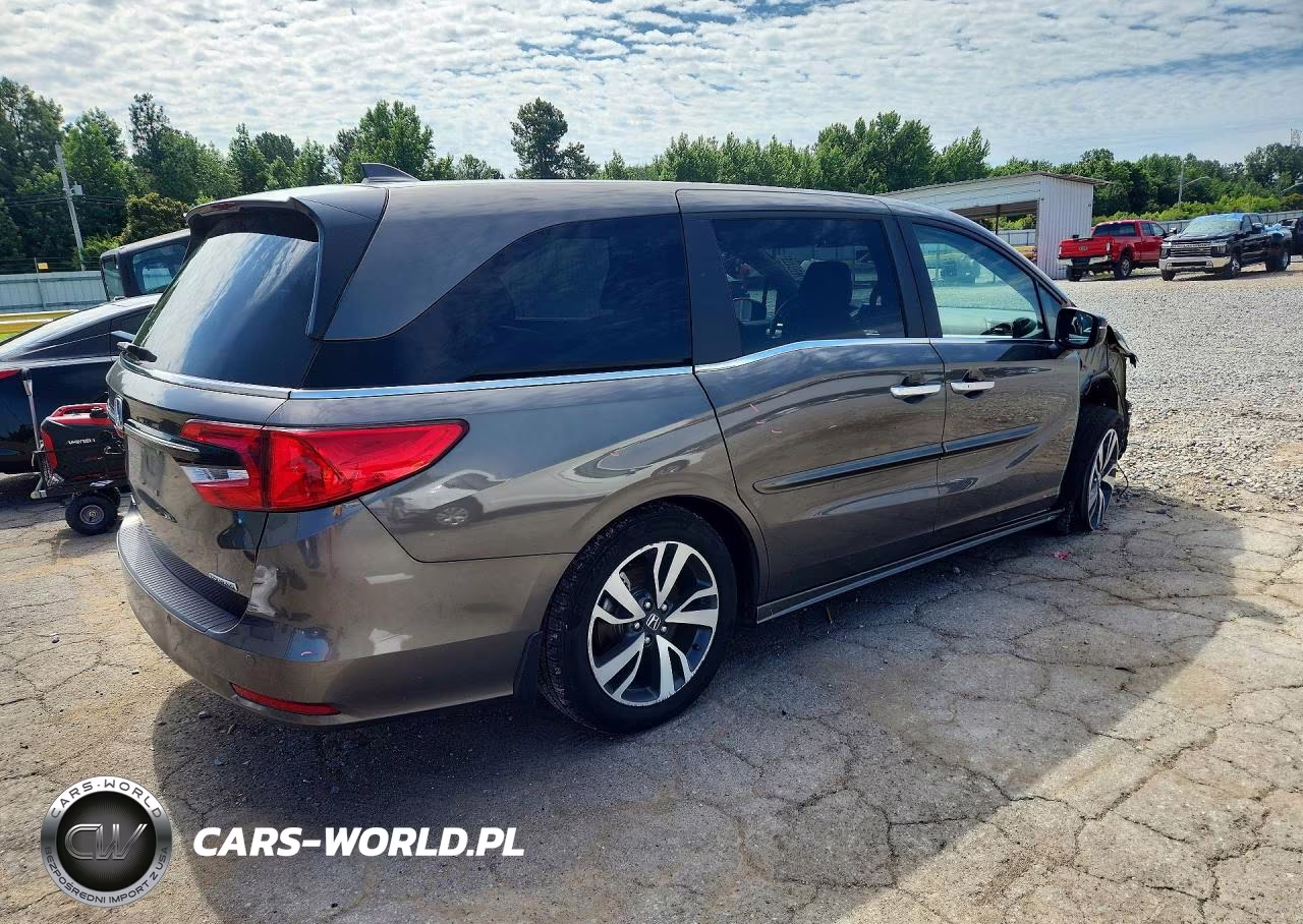 2022 Honda Odyssey Touring VIN:5FNRL6H84NB054129 - 3