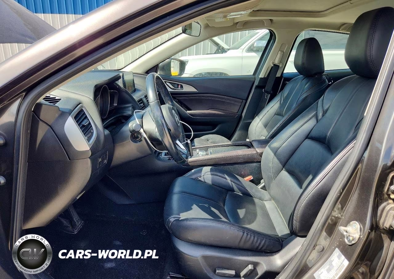 2018 Mazda 3 Touring VIN:3MZBN1V30JM272904 - 7