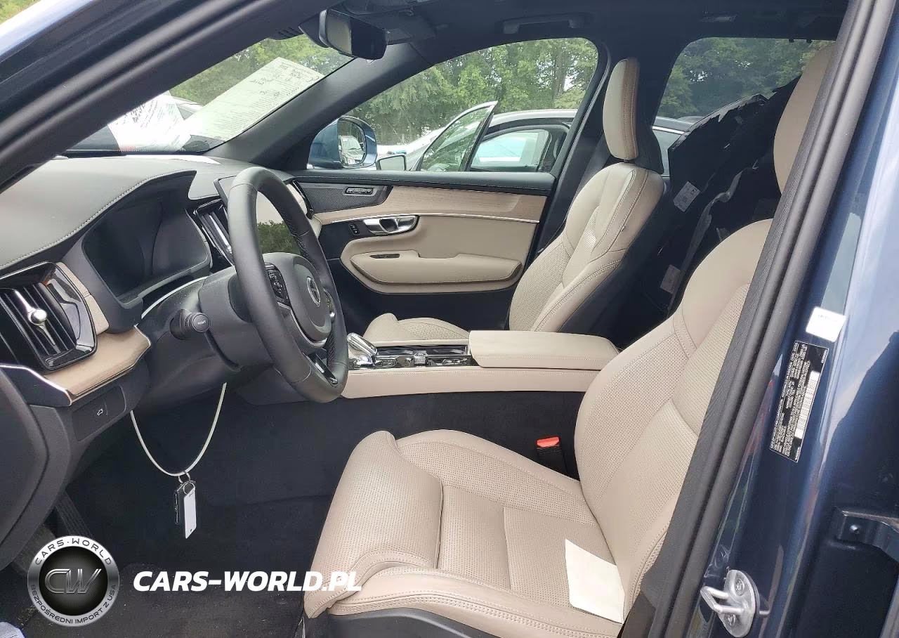 2025 Volvo Xc90 Ultra VIN:YV4M12JG6S1378792 - 7