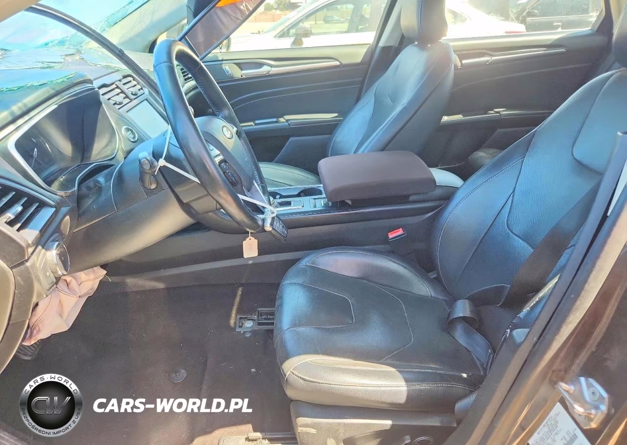 2019 Ford Fusion Titanium VIN:3FA6P0RU9KR185539 - 7