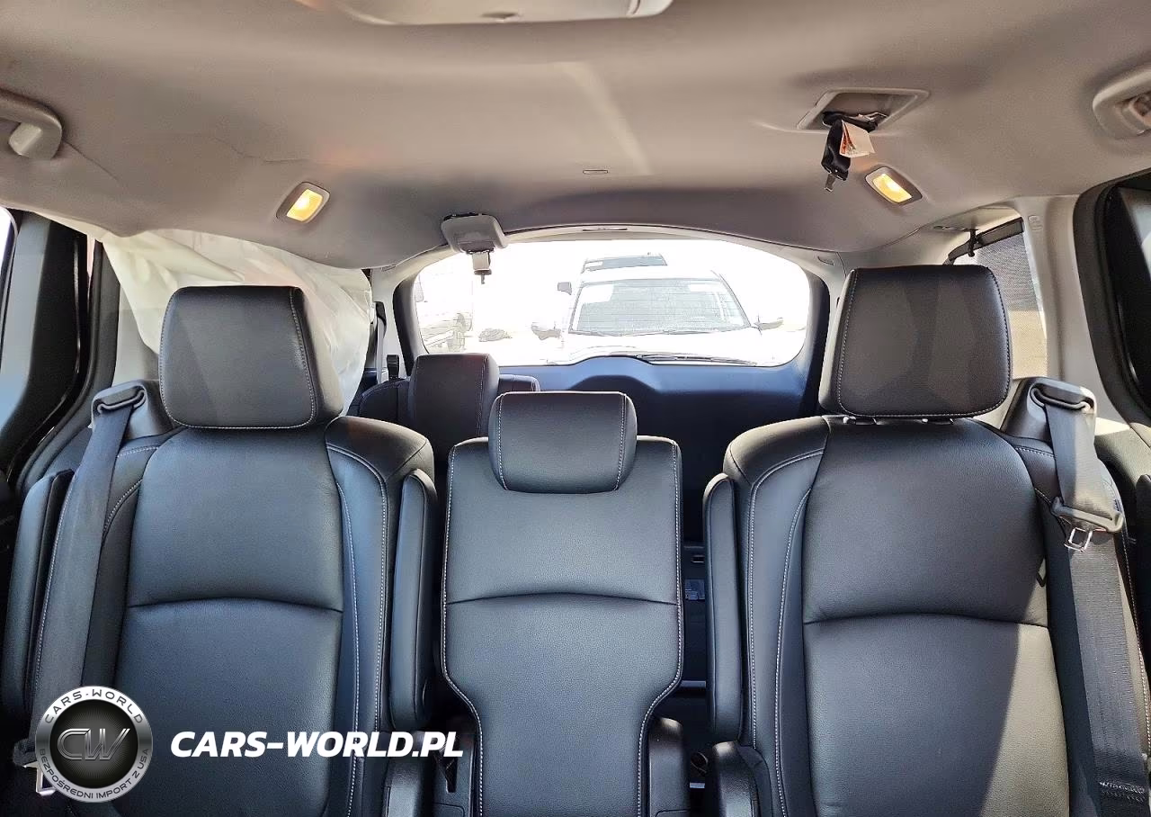 2023 Honda Odyssey Touring VIN:5FNRL6H83PB060507 - 10