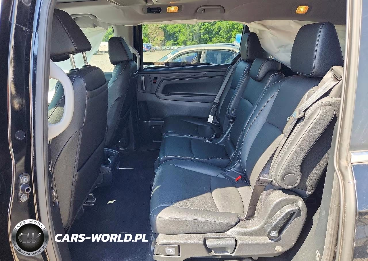 2023 Honda Odyssey Touring VIN:5FNRL6H83PB060507 - 11
