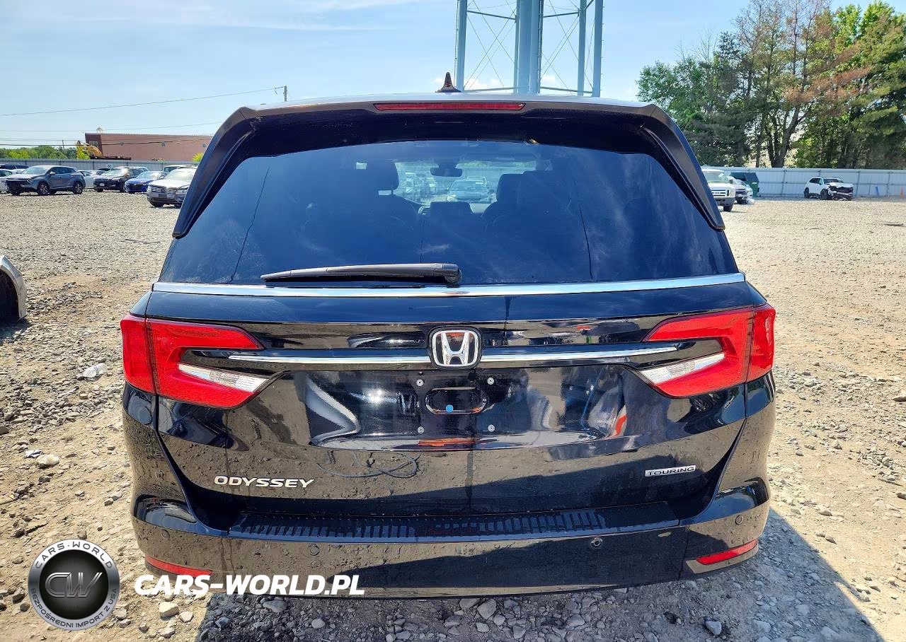 2023 Honda Odyssey Touring VIN:5FNRL6H83PB060507 - 6