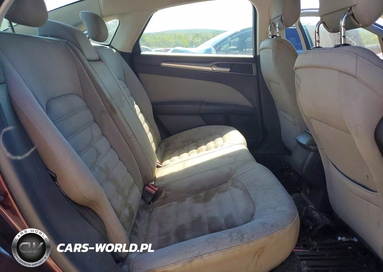 2013 Ford Fusion S VIN:3FA6P0G71DR264123 - 10