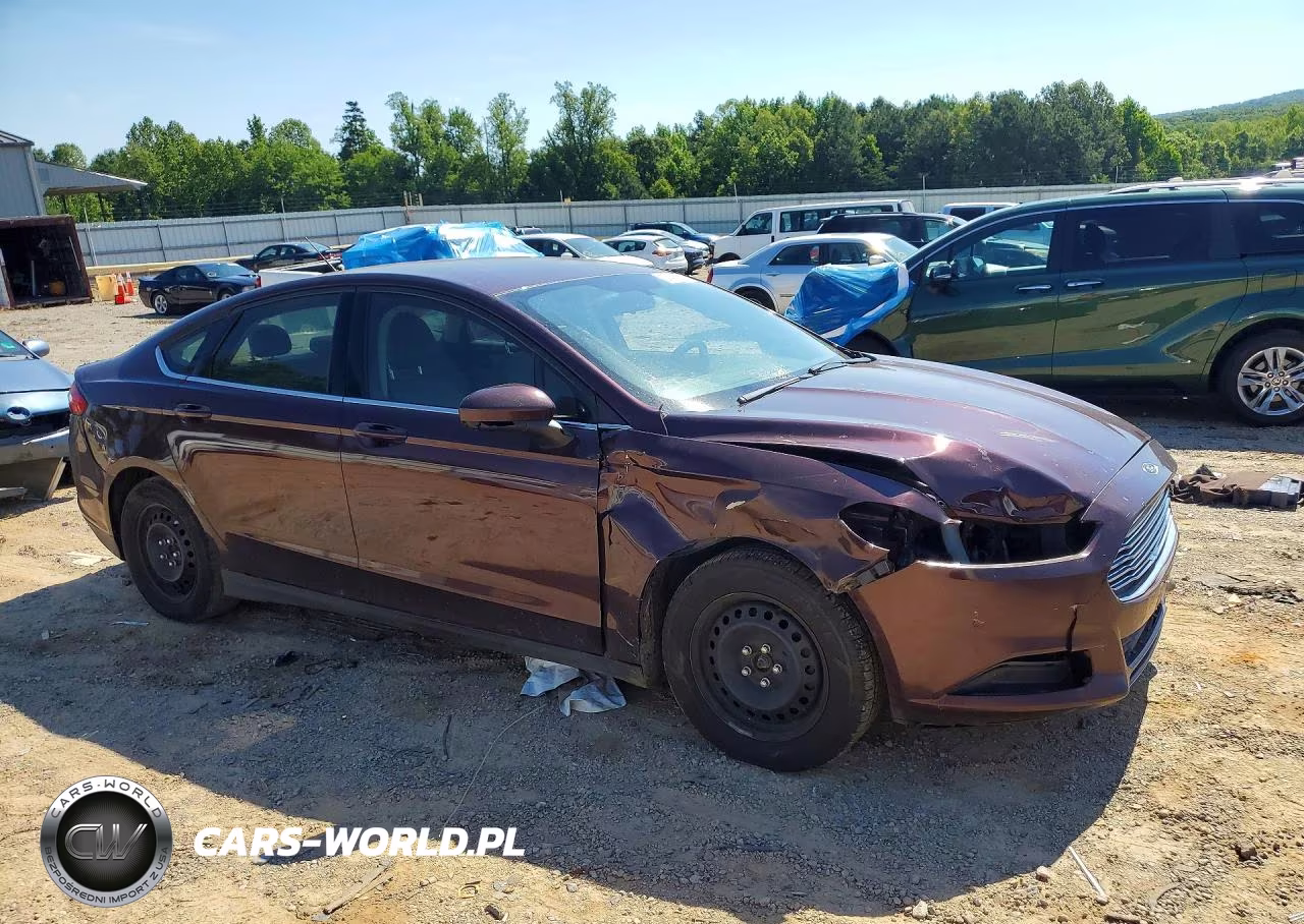 2013 Ford Fusion S VIN:3FA6P0G71DR264123 - 4