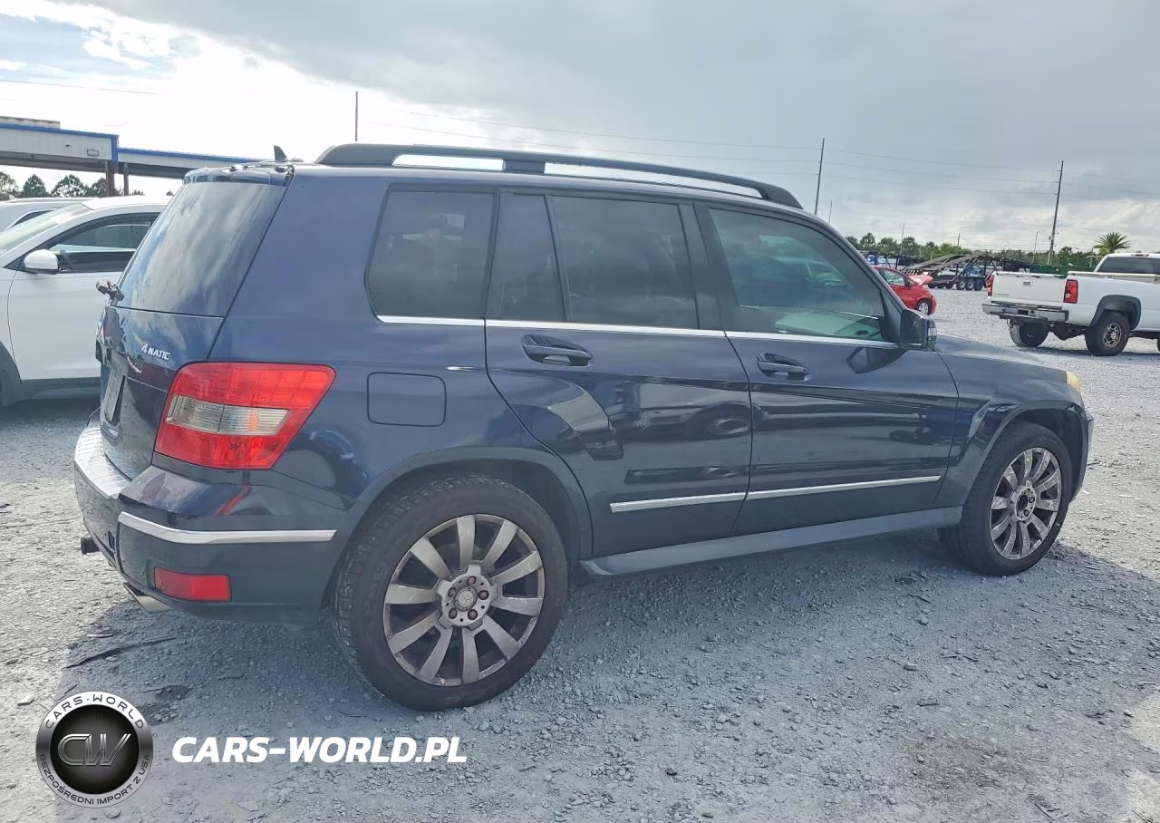 2010 Mercedes-Benz Glk 350 4Matic VIN:WDCGG8HB5AF411837 - 3