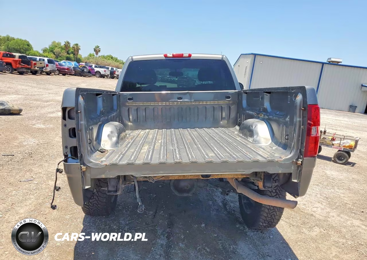 2008 Chevrolet Silverado K1500 VIN:1GCEK14CX8Z315700 - 6