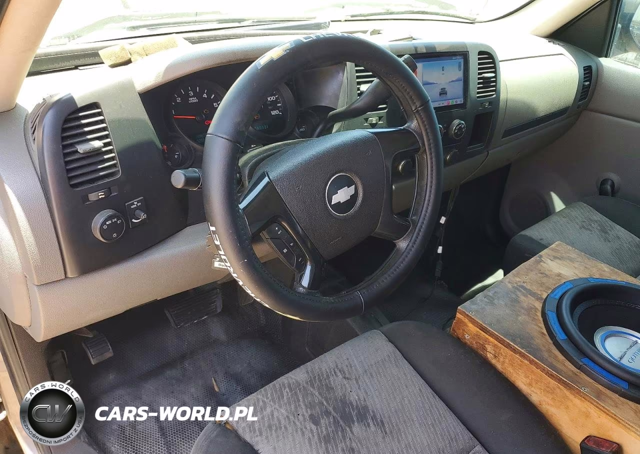 2008 Chevrolet Silverado K1500 VIN:1GCEK14CX8Z315700 - 8