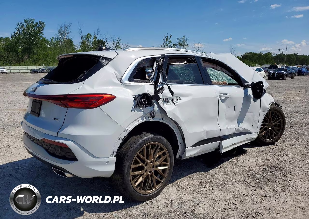 2025 Audi Q5 Premium Plus VIN:WA12AAGU4S2017695 - 3