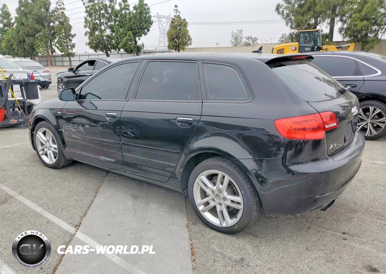 2011 Audi A3 Premium Plus VIN:WAUKEAFM8BA081396 - 2