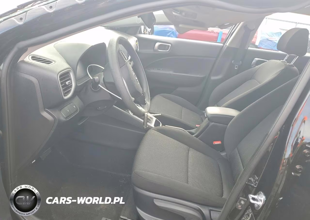 2026 Hyundai Venue Se VIN:KMHRB8A31TU428662 - 7