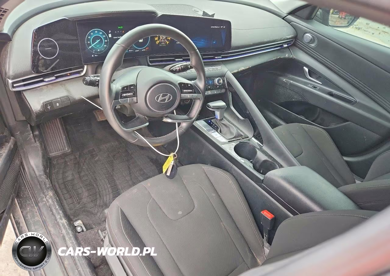 2025 Hyundai Elantra Sel VIN:KMHLS4DG8SU913134 - 8