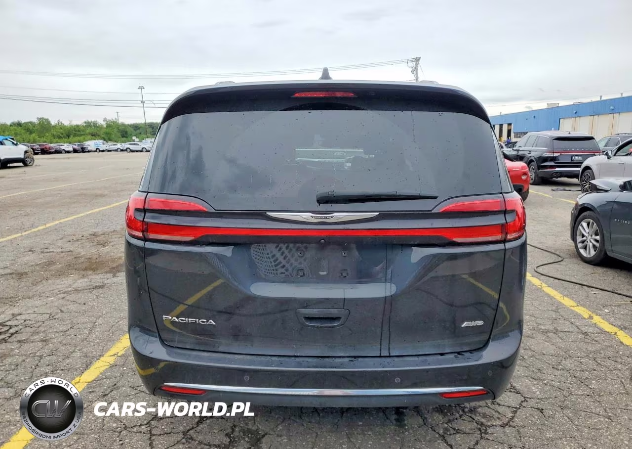 2021 Chrysler Pacifica Touring L VIN:2C4RC3BG8MR518539 - 6