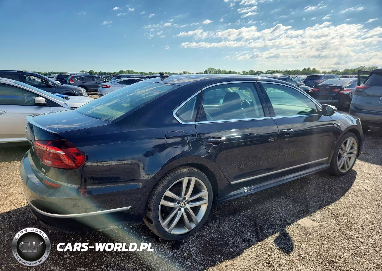 2017 Volkswagen Passat R-Line VIN:1VWDT7A36HC078218 - 3