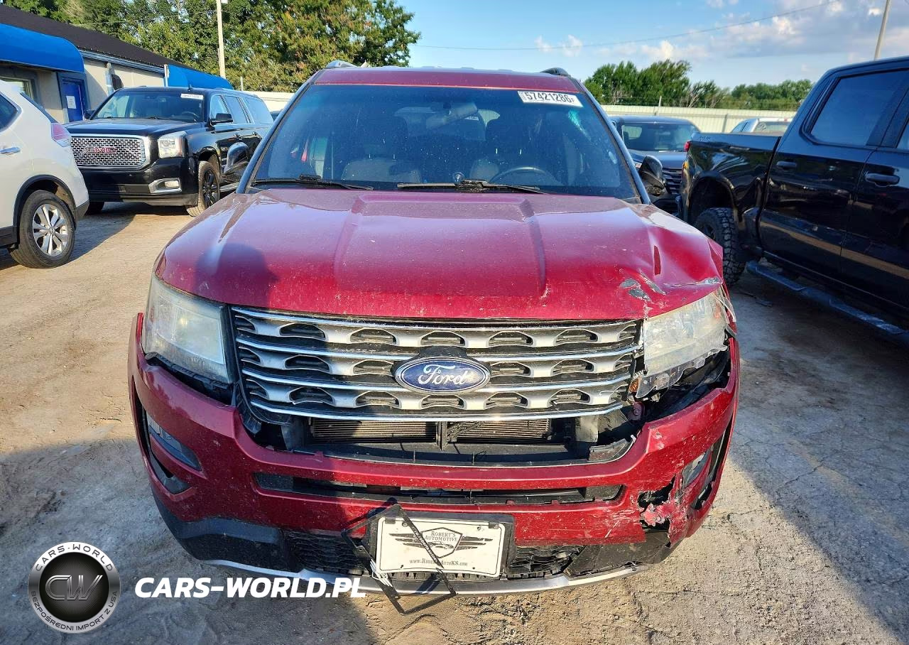 2017 Ford Explorer Xlt VIN:1FM5K7D85HGD16730 - 5