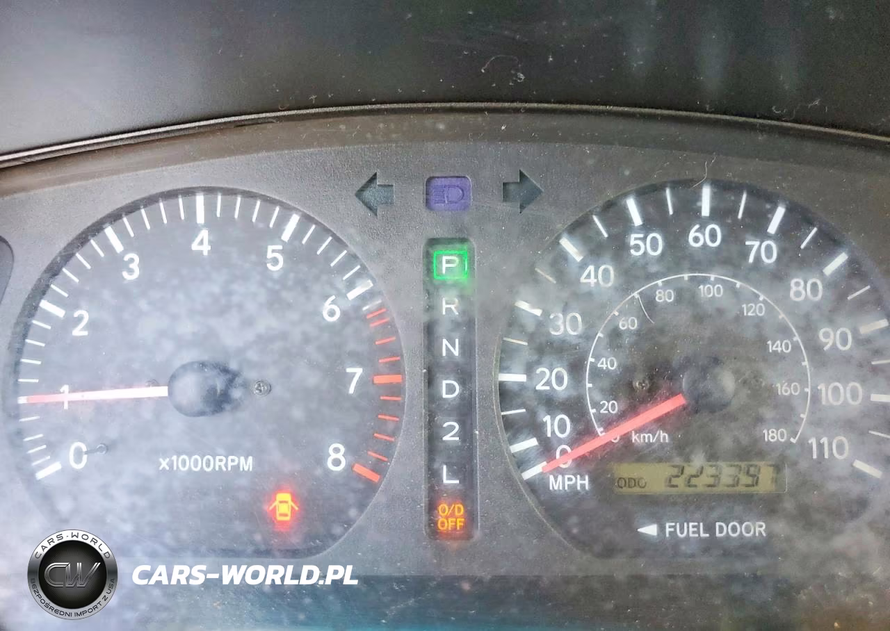 1999 Toyota Sienna Xle VIN:4T3ZF13C9XU112285 - 9