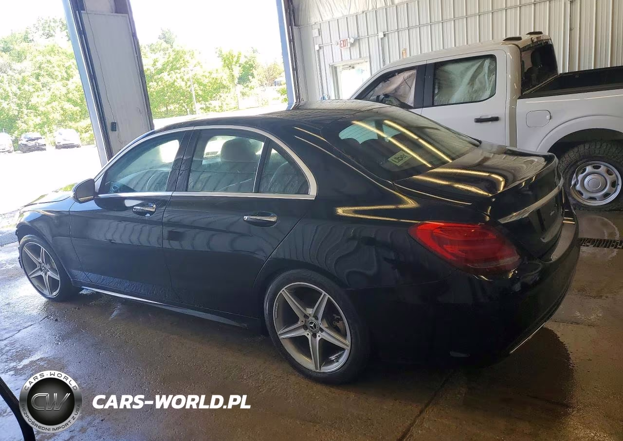 2017 Mercedes-Benz C 300 4Matic VIN:55SWF4KB9HU213295 - 2