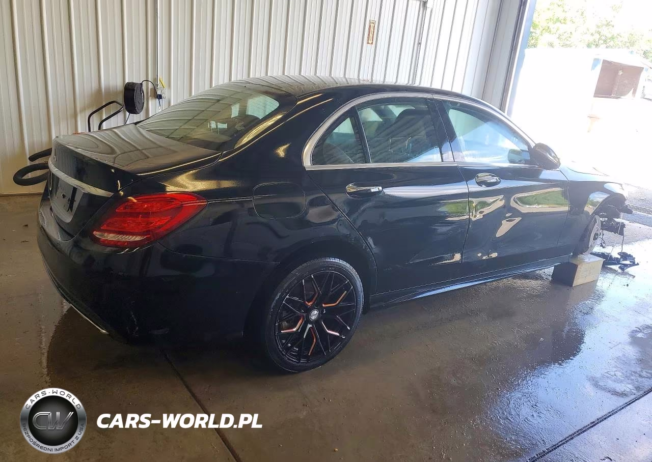 2017 Mercedes-Benz C 300 4Matic VIN:55SWF4KB9HU213295 - 3