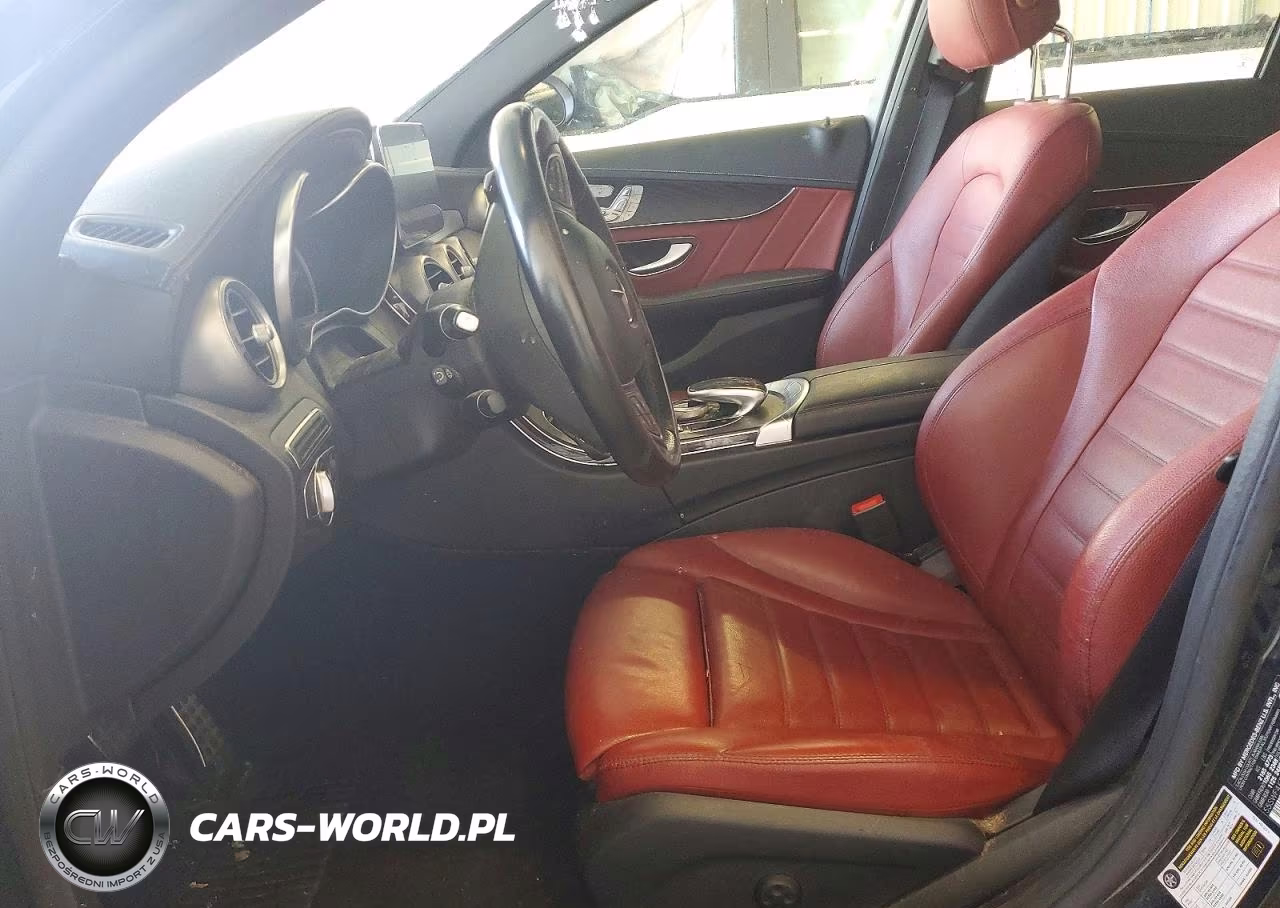 2017 Mercedes-Benz C 300 4Matic VIN:55SWF4KB9HU213295 - 7