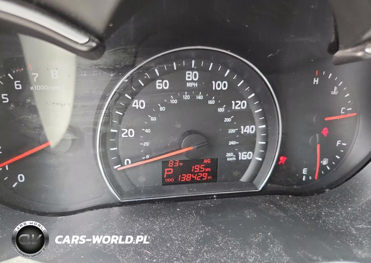 2015 Kia Sorento Lx VIN:5XYKT3A65FG656122 - 9