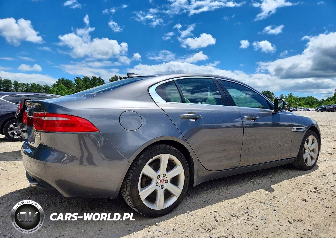 2019 Jaguar Xe Premium VIN:SAJAJ4FX1KCP50927 - 3