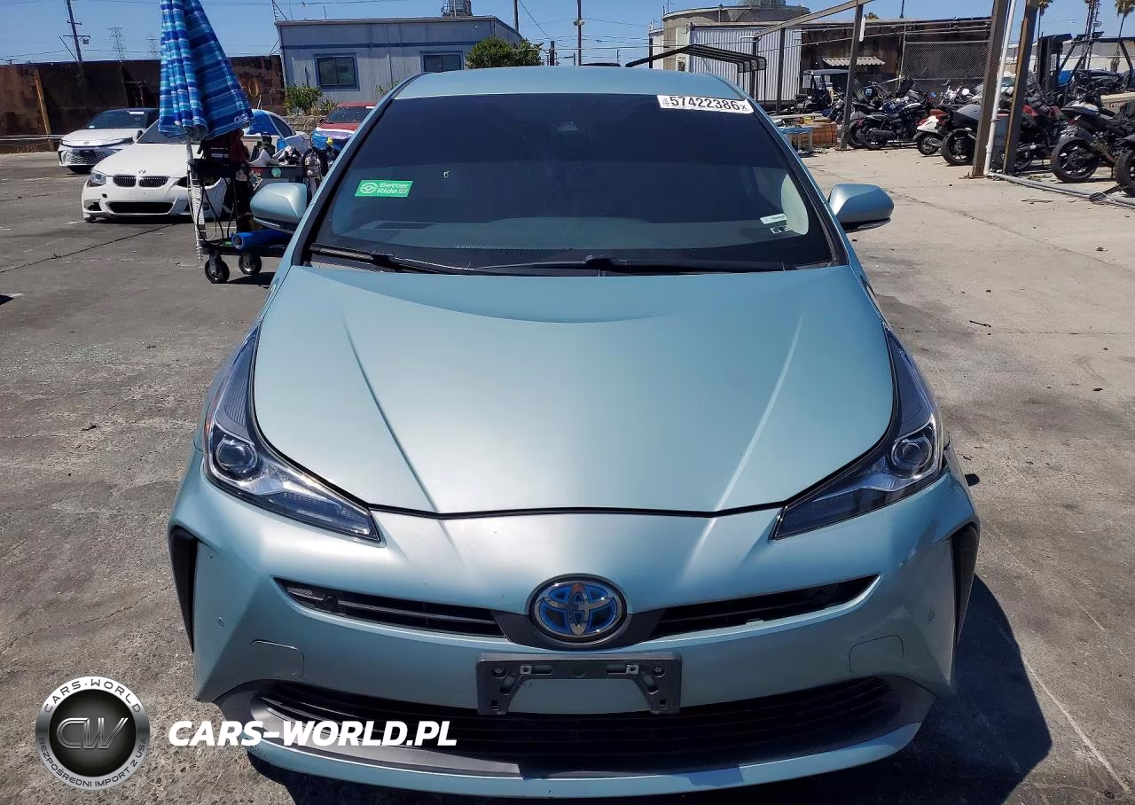 2020 Toyota Prius Le VIN:JTDKARFU0L3111784 - 5