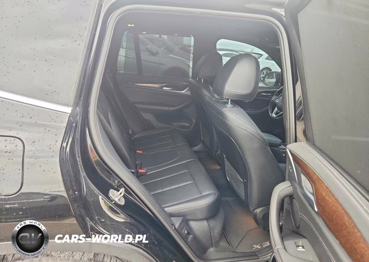 2018 BMW X3 xDrive30I VIN:5UXTR9C59JLC75382 - 11