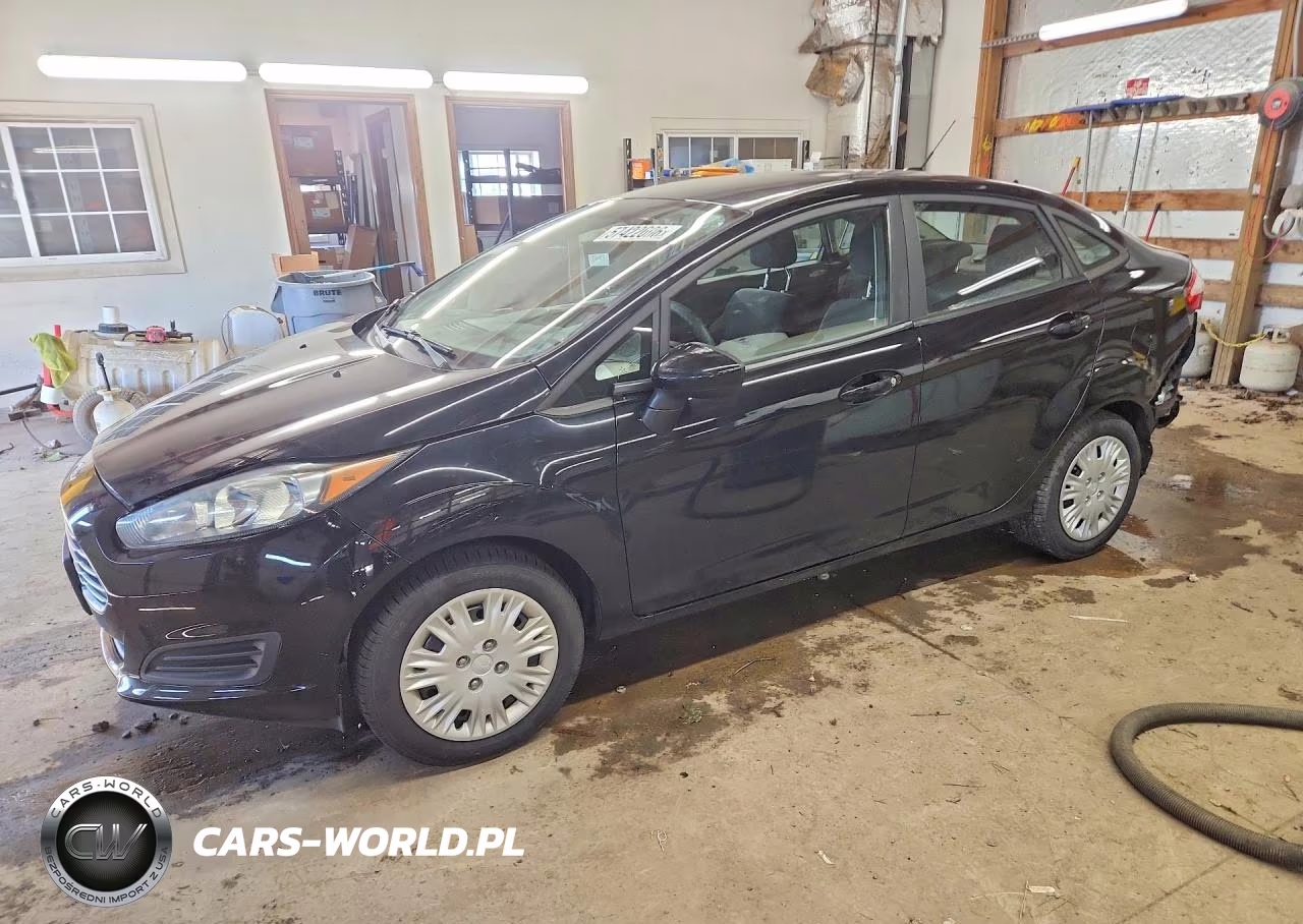 2018 Ford Fiesta S – zdjęcie 1 z 12