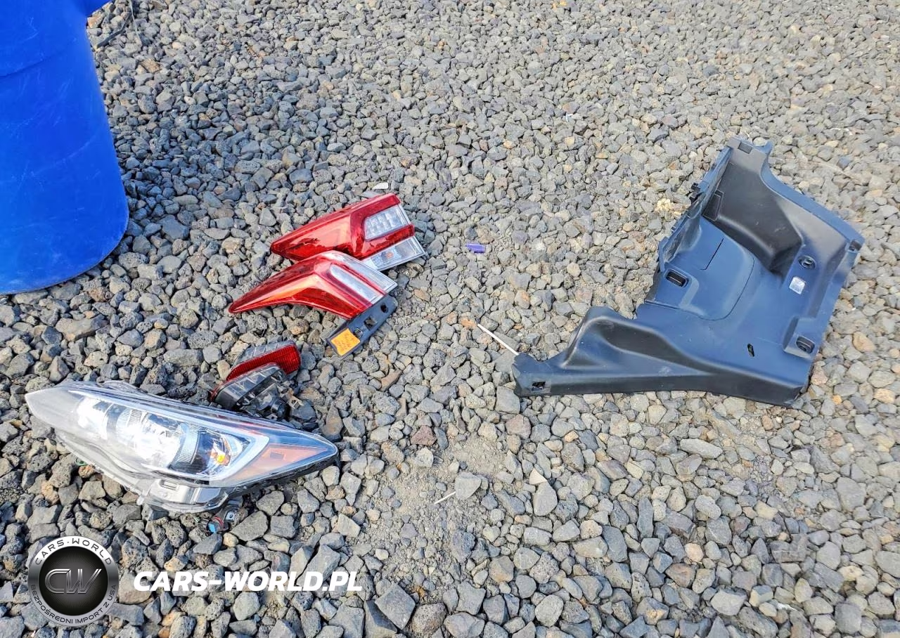 2023 Subaru Crosstrek Premium VIN:JF2GTAPC0P8320363 - 13