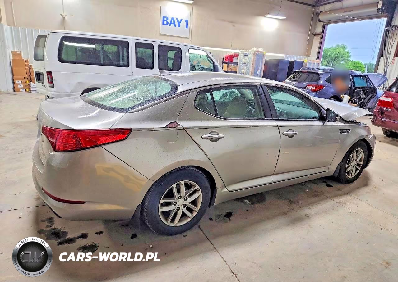 2013 Kia Optima Lx VIN:KNAGM4A7XD5374966 - 3