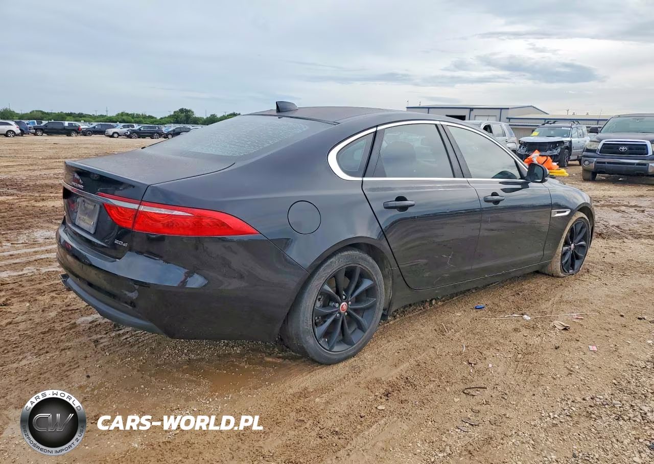 2017 Jaguar Xf Premium VIN:SAJBD4BN4HCY46253 - 3