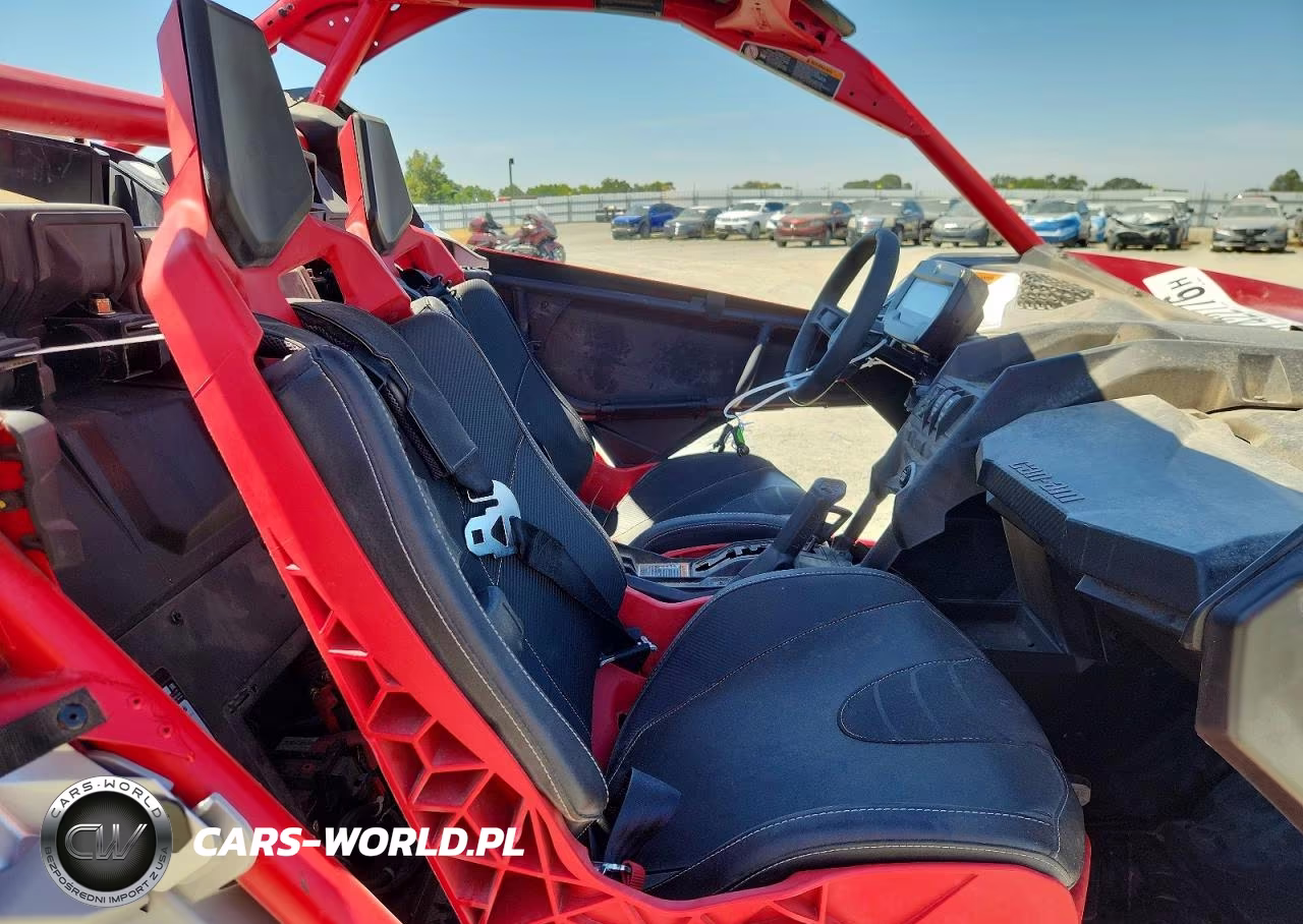 2025 Can-Am Maverick X3 Utility Vehicle VIN:3JBVXAV22SE000662 - 5