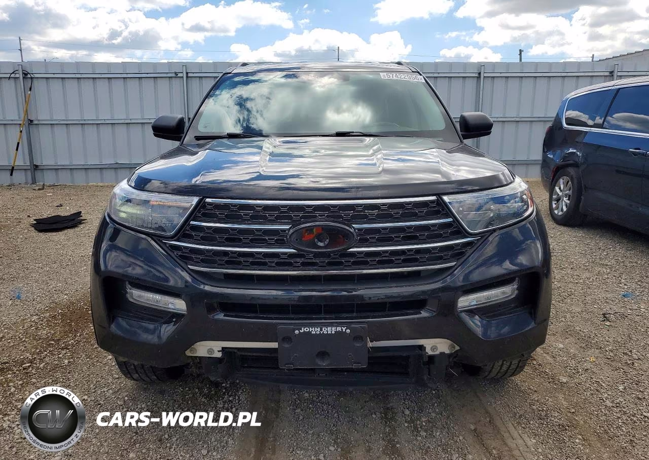 2021 Ford Explorer Xlt VIN:1FMSK8DHXMGB78136 - 5