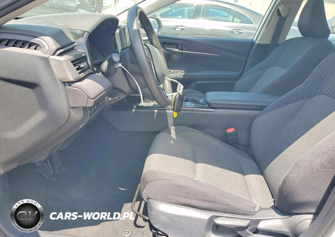 2025 Toyota Camry Le VIN:4T1DAACK0SU565308 - 7