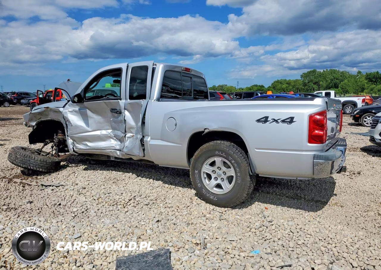 2005 Dodge Dakota Slt VIN:1D7HW42K15S295733 - 2