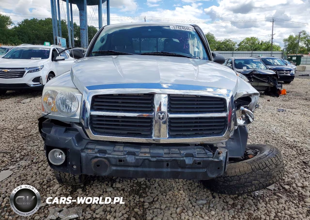 2005 Dodge Dakota Slt VIN:1D7HW42K15S295733 - 5