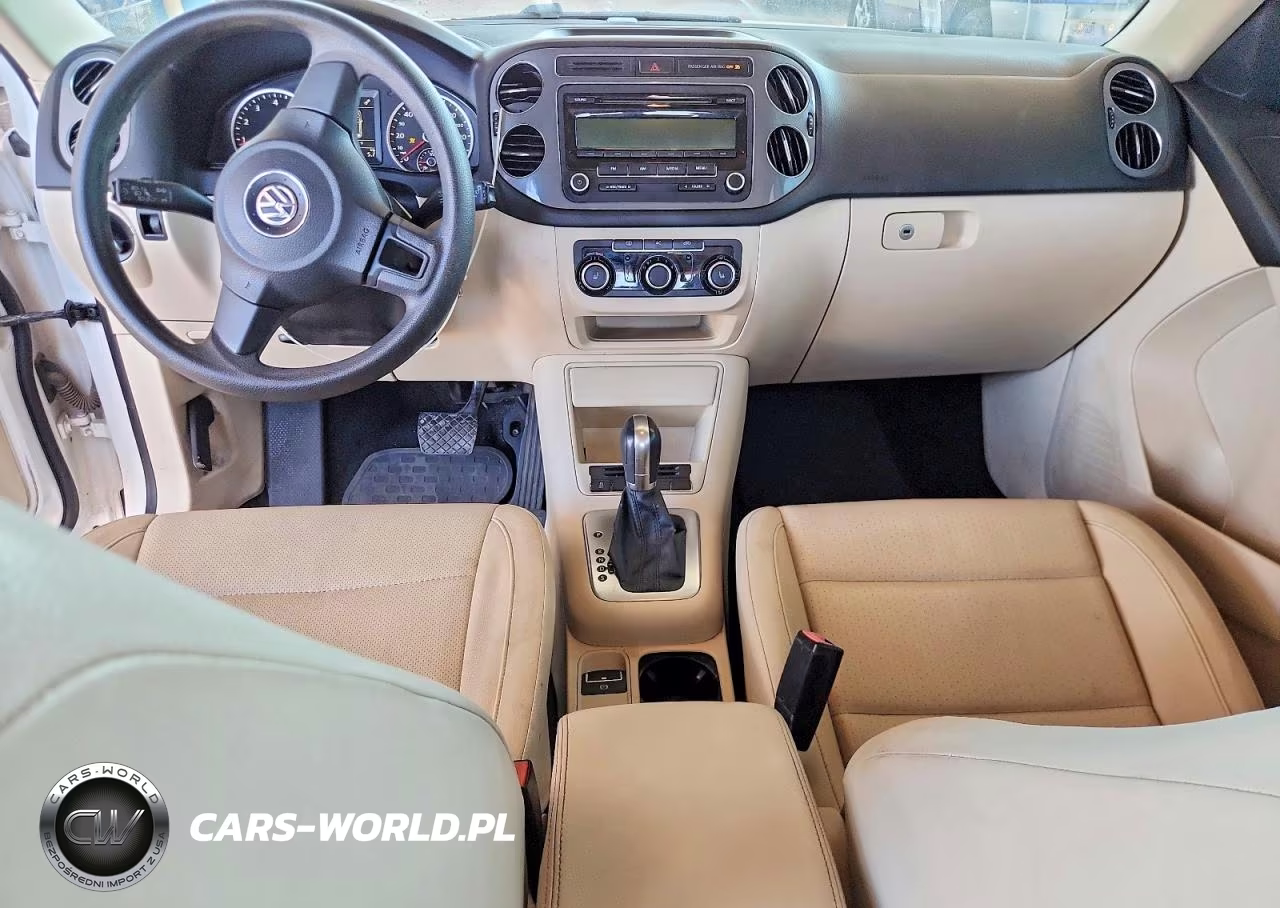 2012 Volkswagen Tiguan S VIN:WVGAV7AX3CW557637 - 8