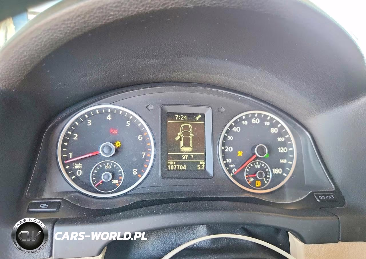 2012 Volkswagen Tiguan S VIN:WVGAV7AX3CW557637 - 9