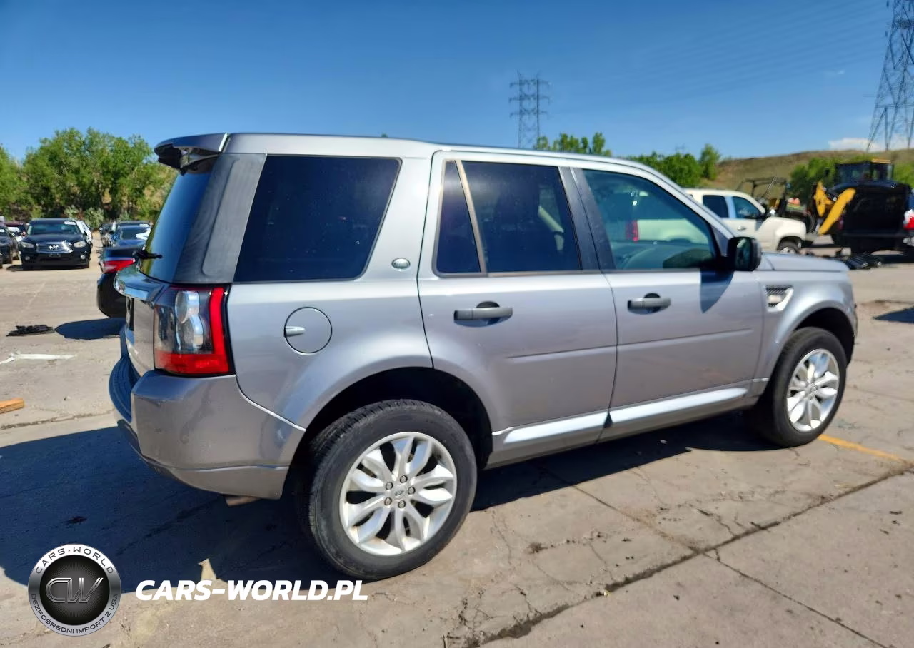 2011 Land Rover Lr2 Hse Luxury VIN:SALFT2BN6BH265735 - 3