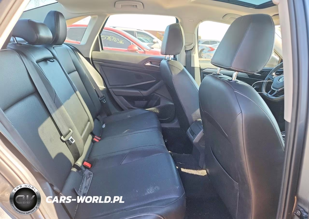 2019 Volkswagen Jetta S VIN:3VWCB7BUXKM239777 - 10